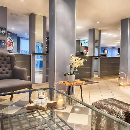 Enjoy West * برلين