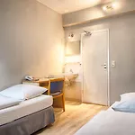 Hostel Enjoy West