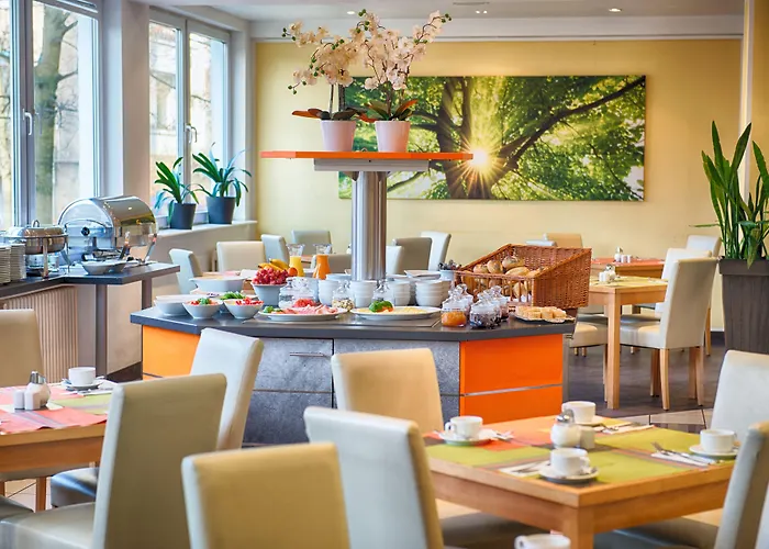 Enjoy West אכסניה