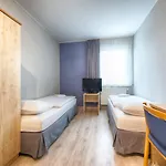 Hostel Enjoy West